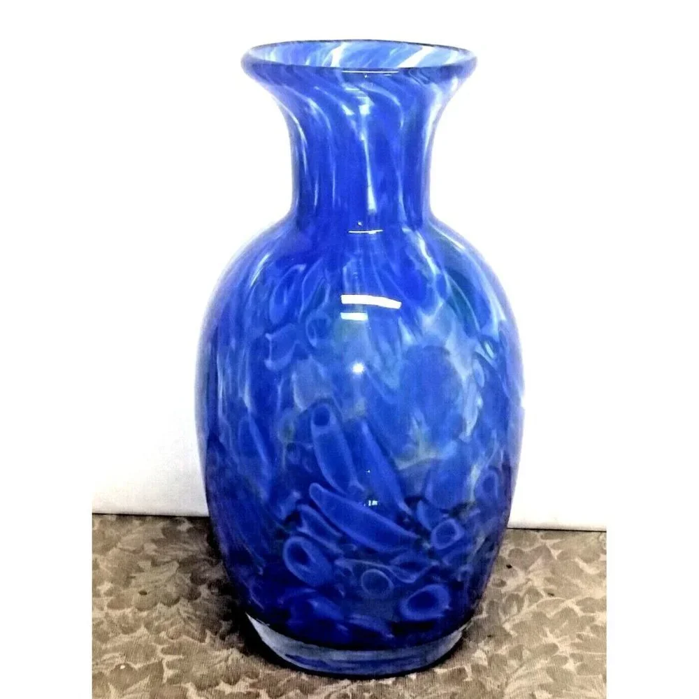 Art Glass vase Splatter Mottled/Thumb print blue White Murano style 9